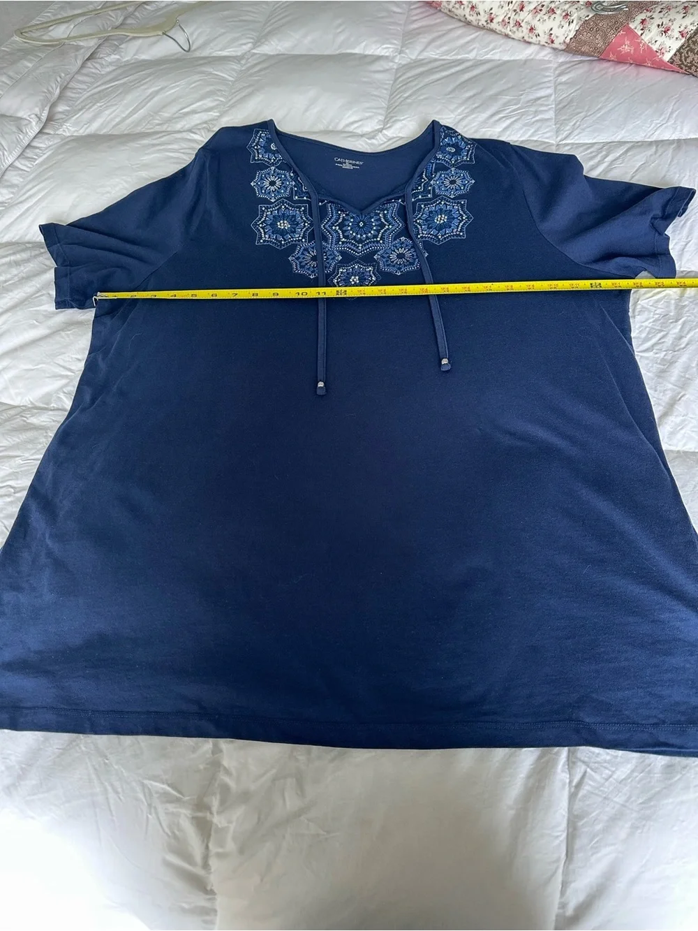 Catherines plus size 2X Navy Short Sleeve V-Neck Top with Embellished neckline - Picture 7 of 10